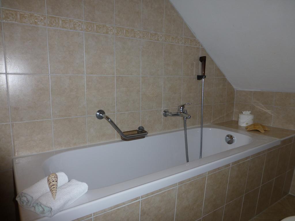 Ferienwohnung Casa Chatelain Ronco sopra Ascona Zimmer foto